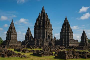 Candi Prambanan: Jejak Cinta, Keimanan Dan Kejayaan Nusantara