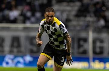 Layvin Kurzawa Kian Dekat Gabung Persib Bandung