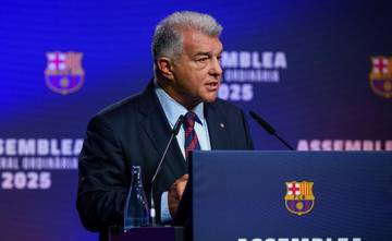 Joan Laporta Mundur sebagai Presiden Barcelona