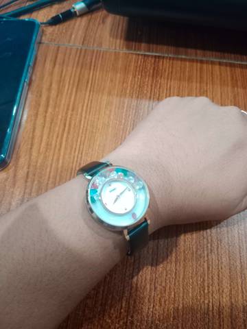 Dampak Buruk Menggunakan Jam Tangan 