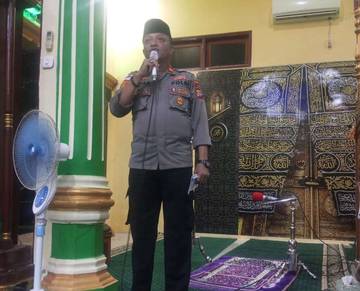 ​Kasat Narkoba Sampaikan  Himbauan Kamtibmas di Masjid Jabbal Rahmah