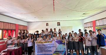 FEB UNIMA Sosialisasikan Pengelolaan Keuangan di SMK Amurang