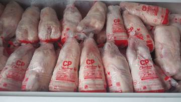 Harga Daging Ayam di Pasar Lirung Naik