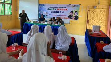 Kejaksaan Tanjungbalai Gelar Penyuluhan Hukum di SMPN 3