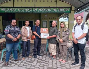 Spirit Ngabuburit Pengawasan, Bawaslu Tanjungbalai Berbagi Berkah Ramadhan