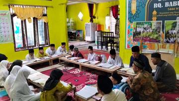 Lima Keutamaan Membaca Al-Qur'an di Bulan Ramadan