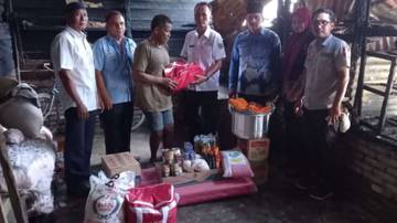 Dinsos Asahan Berikan Bantuan kepada Korban Kebakaran