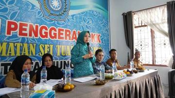 Mashandayani Berikan Tips Mengasuh Anak di Era Digital