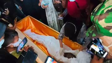 Jenazah WNI Azwar Dipulangkan ke Rumah Duka