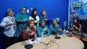 Desi Ajak Perempuan Waspada Kanker Serviks