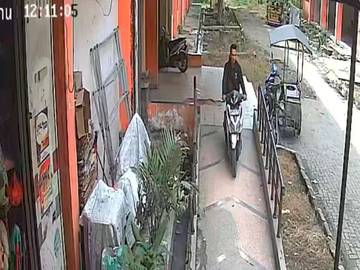 Pencurian Motor Terekam CCTV di Rusunawa Tanjungbalai