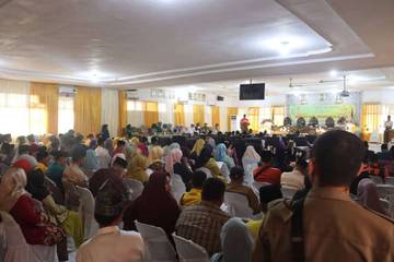 DPRD Tanjungbalai Bacakan Sejarah Berdirinya Kota
