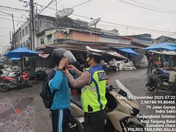 Satlantas Edukasi Pengendara Motor di Tanjungbalai