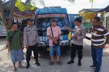 Polres Tanjungbalai Sambangi Bus Pastikan Mudik Aman