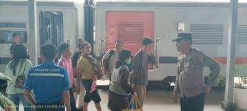 Arus Balik Nataru di Stasiun KA Tanjungbalai Aman