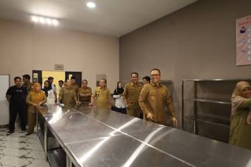 Fadly Tinjau Lima Dapur SPPG Siap Beroperasi