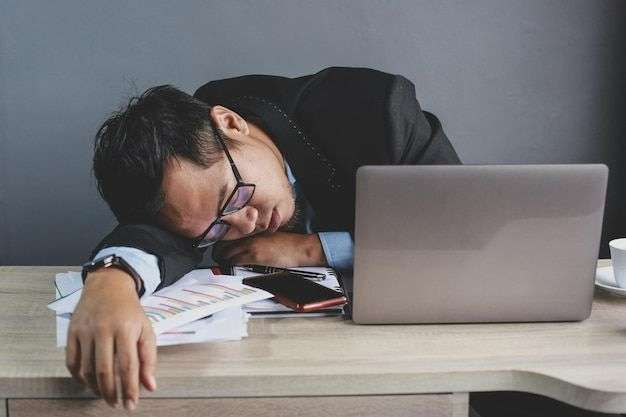 Tips Ampuh agar Tidak Ngantuk Setelah Bangun Pagi