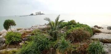 Pulau Berhala Surga Eksotis di Singkep Selatan