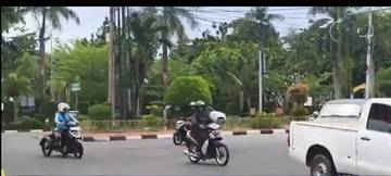Lampu Lalu Lintas di Simpang Pamedan Mati Total