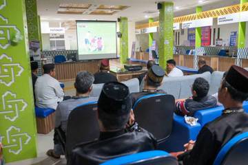 Walikota Tanjungpinang Nobar Kemenangan Timnas Indonesia atas China   