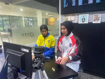 Natsya dan Devi Berprestasi dengan Menjadi Atlet Voli