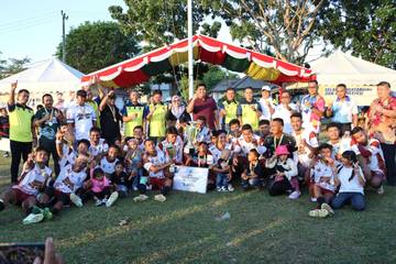 Busung FC Kembali Juarai Turnamen Bupati Cup 2025