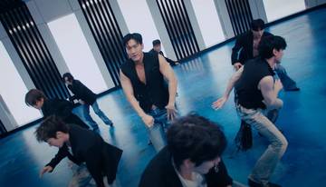 SUPER JUNIOR Resmi Rilis MV Express Mode