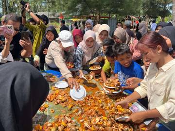  Pengudang Seafood Festival Tingkatkan Pariwisata dan UMKM Lokal