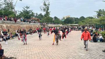 Seni Kuda Kepang Hiburan Warga Tanjungpinang