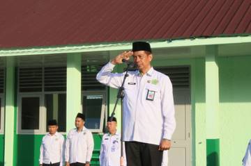 Warga MAN Tanjungpinang Tingkatkan Prestasi Akademik dan Nonakademik