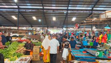 Menjelang ramadhan, ketersedian stok Pedagang Pasar Bincen Aman