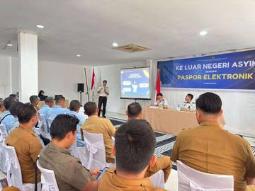 Imigrasi Tanjung Uban Kenalkan Paspor Elektronik ke Masyarakat