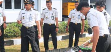 Lapas Tanjungpinang Musnahkan Barang Bukti Hasil Penggeledahan