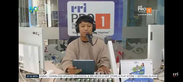 Begini Teknik Membaca Berita di Radio