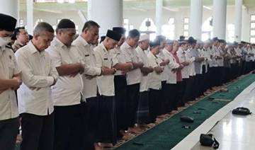 Ratusan ASN Pemkot Tarakan Salat Dzuhur Berjamaah 