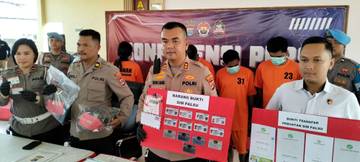Sindikat Pembuatan SIM Palsu Dibongkar, Empat Tersangka Ditangkap