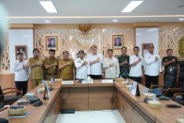 Kembangkan Sektor Pariwisata & Ekonomi Untuk Devisa