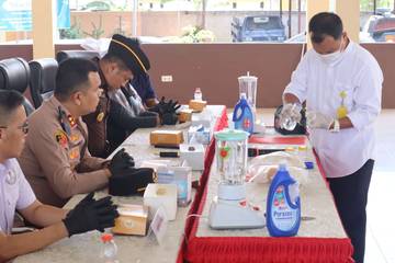 Musnahkan 2 Kg Sabu dan Puluhan Butir Ekstasi 