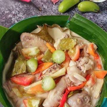 Garang Asem, Olahan Ayam Untuk Keluarga