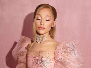 Ariana Grande Cetak Rekor Pendengar Spotify Terbanyak Dunia