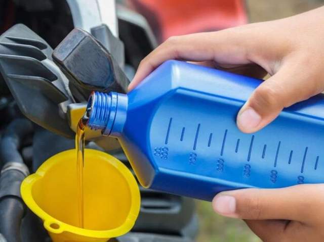 Tanda Oli Motor Harus Diganti