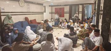 Kloter 15 JCH Malut Mengunjungi Tempat Bersejarah