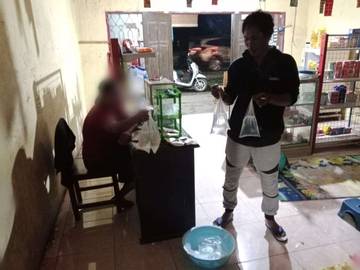 Polsek Sahu Amankan Puluhan Miras di Desa Golo