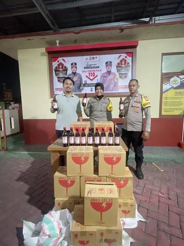 Polsek Ternate Selatan Amankan 100 Botol Arak Cina