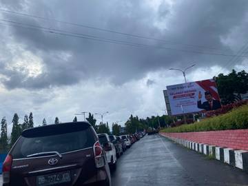 Ternate Padat, Mobil dan Hajatan Biang Macet