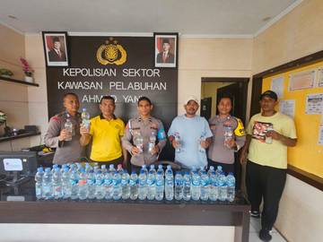 Polsek Pelabuhan Ahmad Yani Amankan 48 Botol Miras