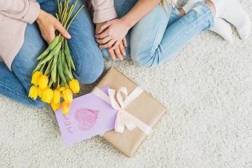 Rekomendasi Kado Hari Ibu Penuh Kasih