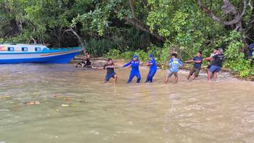 Delapan Penumpang Longboat Terbalik di Perairan Obi Dievakuasi 
