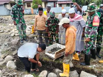 Kodim Tidore Gotong Royong Bangun Masjid