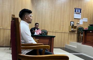 Tipu Casis, Mantan Polisi Dituntut Dua Tahun Penjara 